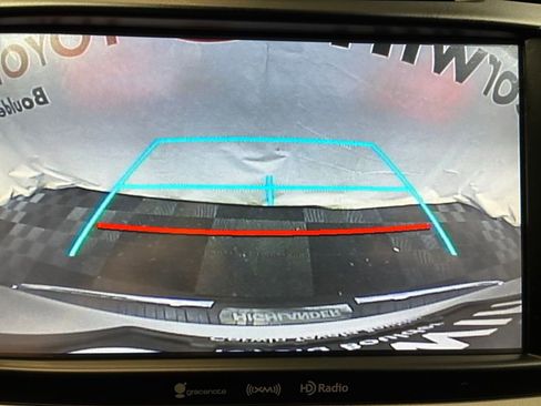 Used 2019 Toyota Highlander XLE w/ Carpet Mat Package (TMS) AWD/4WD image 34