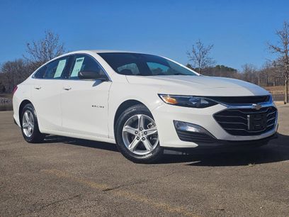 Used 2023 Chevrolet Malibu LS