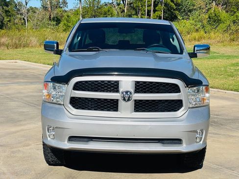 Used 2015 RAM 1500 Express image 2