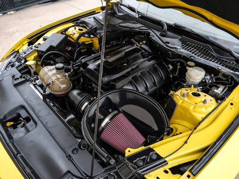 Used 2016 Ford Mustang Premium image 43