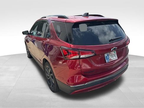 Used 2023 Chevrolet Equinox RS FWD image 5