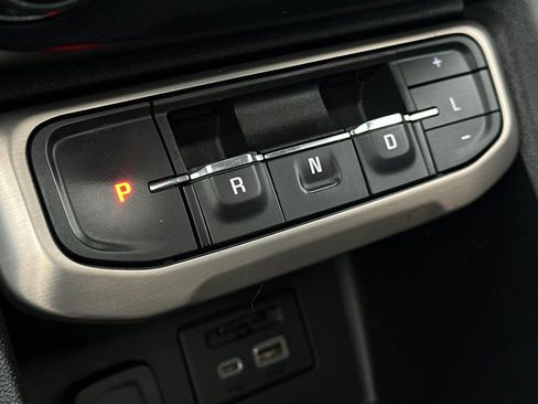 Used 2021 GMC Acadia Denali w/ Denali Technology Package image 26