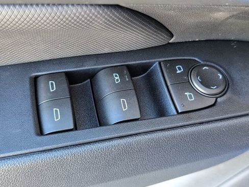 New 2026 Chevrolet Equinox EV RS image 17