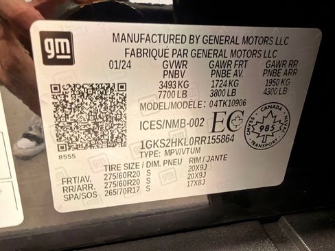 Used 2024 GMC Yukon XL AT4 w/ AT4 Premium Plus Package AWD/4WD image 57