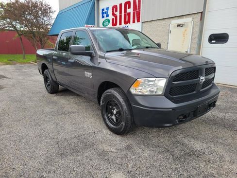 Used 2018 RAM 1500 Tradesman w/ Popular Equipment Group AWD/4WD image 28