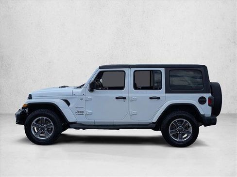 Used 2021 Jeep Wrangler Unlimited Sahara AWD/4WD image 9