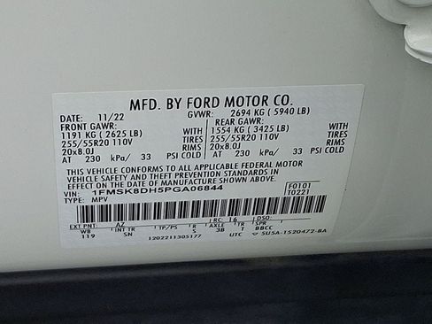 Certified 2023 Ford Explorer XLT w/ Equipment Group 202A AWD/4WD image 28