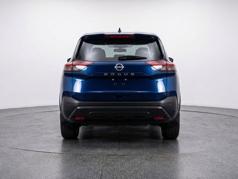 Used 2025 Nissan Rogue SV FWD image 7