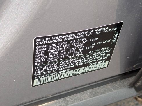 Used 2023 Volkswagen ID.4 Pro AWD/4WD image 37