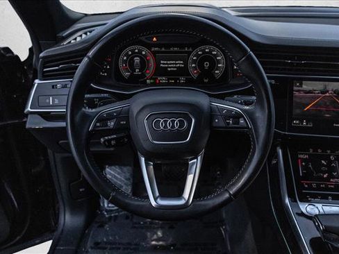 Used 2019 Audi Q8 Prestige image 13
