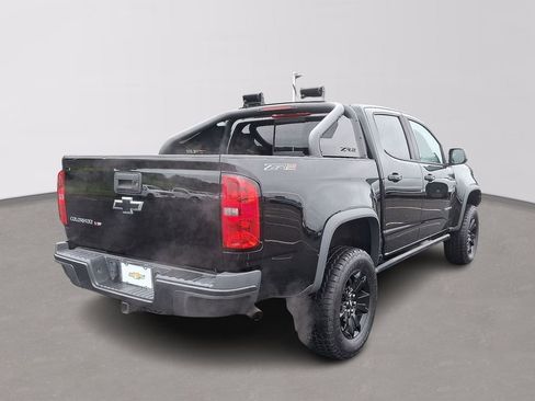 Used 2019 Chevrolet Colorado ZR2 w/ ZR2 Midnight Special Edition image 6