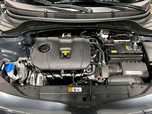 Used 2025 Kia Soul LX image 12