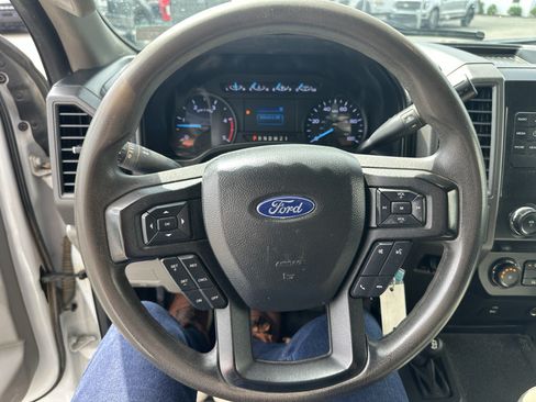 Used 2019 Ford F550 4x4 Regular Cab Super Duty image 13
