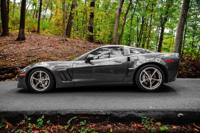 Used 2011 Chevrolet Corvette Grand Sport w/ Preferred Equipment Group RWD image 5