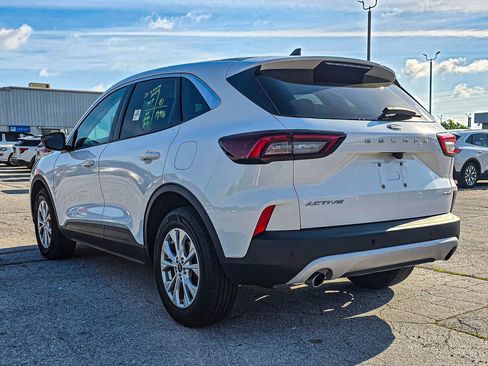 Used 2023 Ford Escape Active w/ Tech Pack #1 AWD/4WD image 4