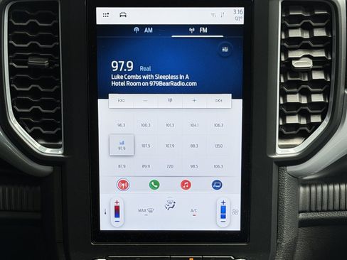 Used 2024 Ford Ranger XL RWD image 9