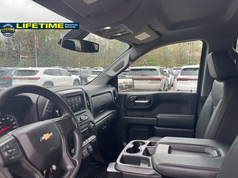 Used 2021 Chevrolet Silverado 1500 W/T w/ WT Value Package AWD/4WD image 17