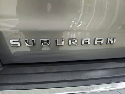 Used 2019 Chevrolet Suburban Premier w/ Max Trailering Package image 34