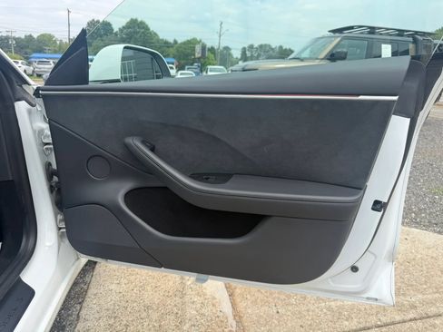 Used 2024 Tesla Model 3 Long Range AWD/4WD image 19