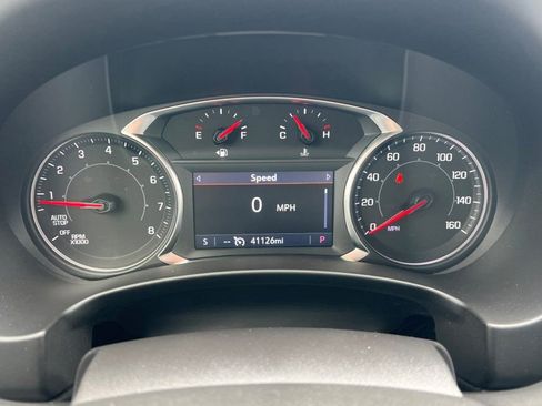 Used 2024 GMC Terrain SLT AWD/4WD image 21