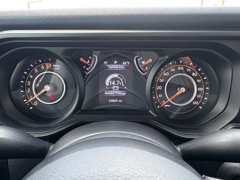 Used 2024 Jeep Gladiator Sport AWD/4WD image 11