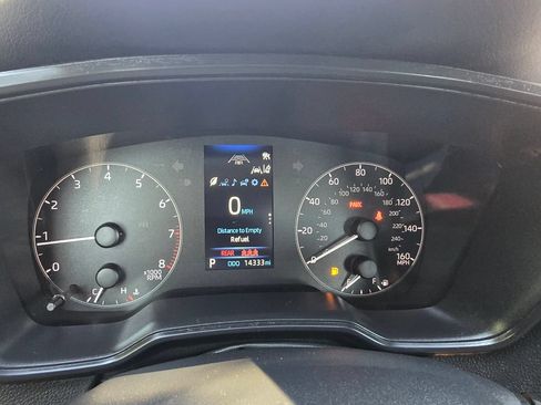 Used 2024 Toyota Corolla LE FWD image 19