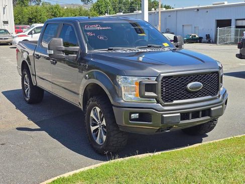 Used 2019 Ford F150 XL w/ Equipment Group 101A Mid AWD/4WD image 9