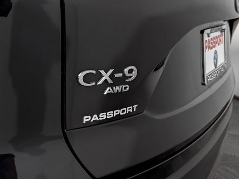 Used 2023 MAZDA CX-9 Touring image 10