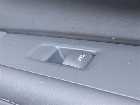 New 2026 Chevrolet Tahoe LS image 37