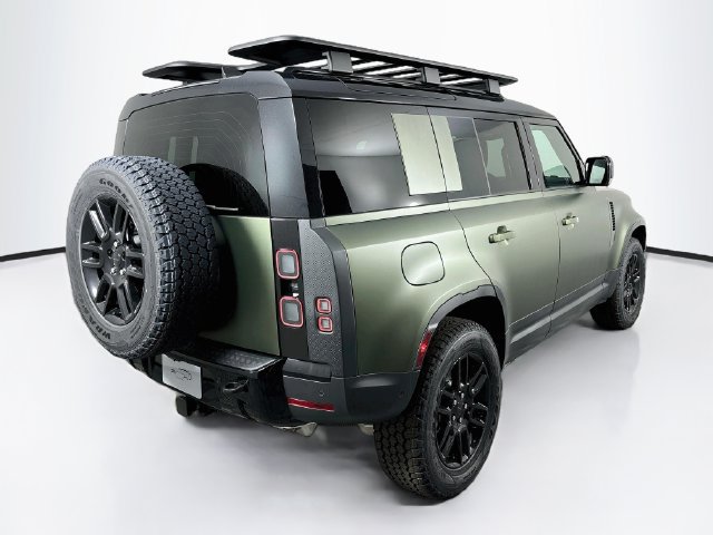 New 2026 Land Rover Defender 110 S AWD/4WD image 5