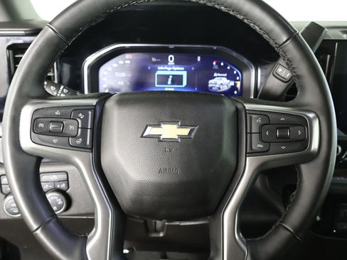 Used 2025 Chevrolet Silverado 1500 LT image 21