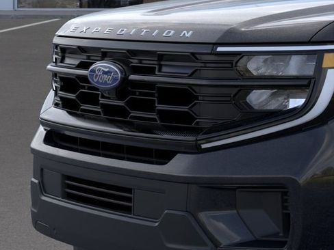 New 2026 Ford Expedition Active AWD/4WD image 17