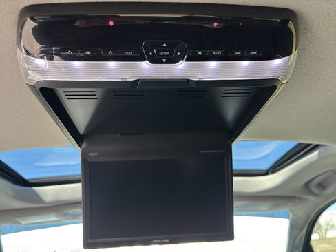 Used 2016 Toyota Sequoia Limited AWD/4WD image 9