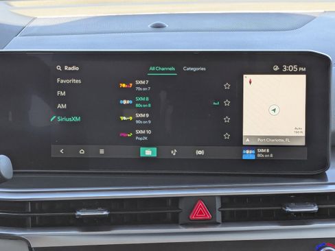 Certified 2025 Kia Sorento S image 21