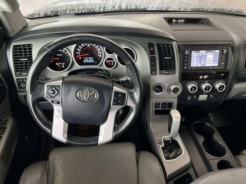 Used 2017 Toyota Sequoia Limited w/ Safety & Convenience Package image 12