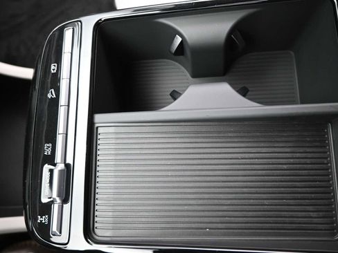 New 2026 Hyundai Tucson Blue SE image 19