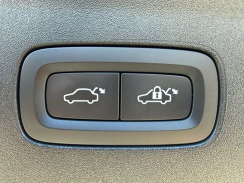 Used 2024 Polestar Polestar 2 AWD/4WD image 45