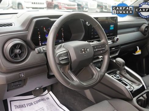 Used 2023 Chevrolet Colorado Trail Boss w/ Technology Package image 16