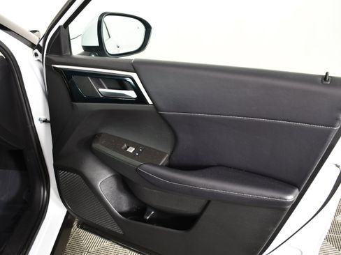 Used 2023 Mitsubishi Outlander SE AWD/4WD image 39