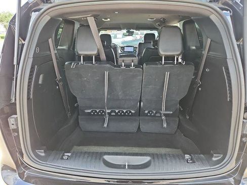 Used 2025 Chrysler Pacifica Select FWD image 23