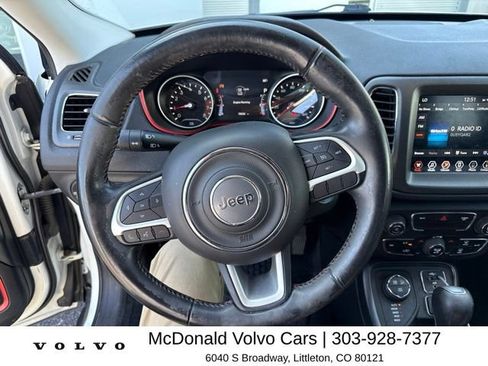 Used 2019 Jeep Compass Trailhawk AWD/4WD image 4