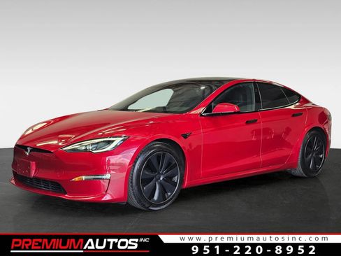 Used 2023 Tesla Model S AWD/4WD image 1