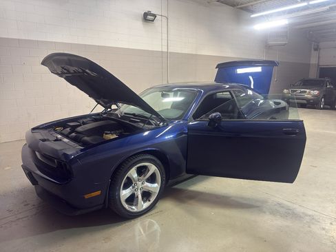 Used 2013 Dodge Challenger R/T Plus RWD image 11