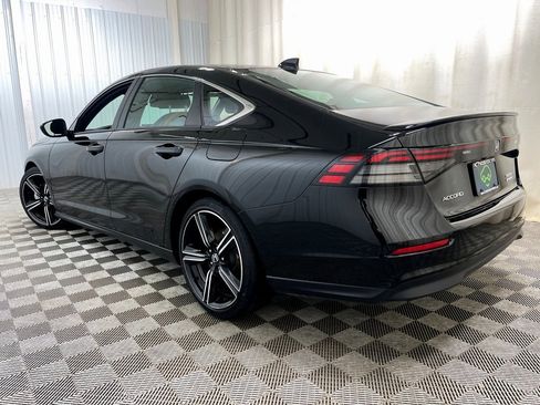 Used 2023 Honda Accord Sport image 42