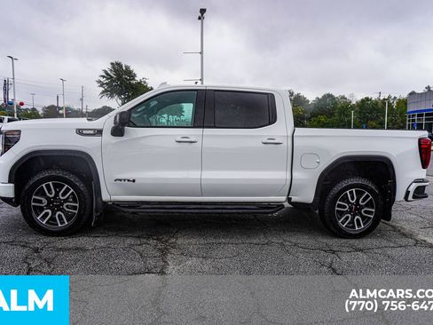 Used 2025 GMC Sierra 1500 AT4 w/ Technology Package image 8