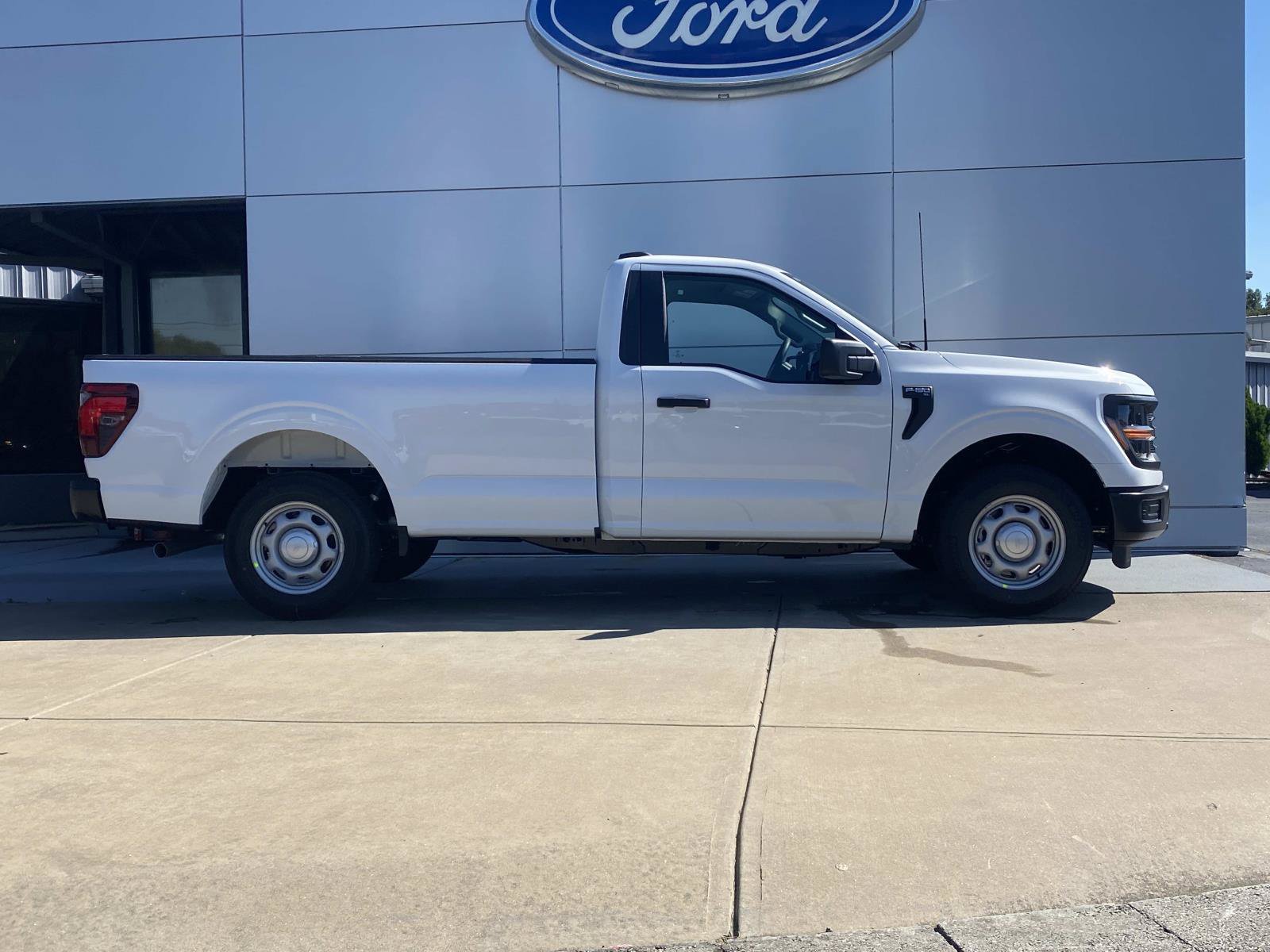New 2026 Ford F150 XL RWD image 3