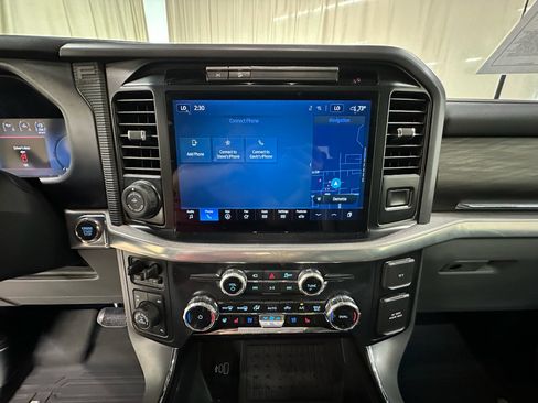 Used 2025 Ford F150 Lariat w/ Equipment Group 502A High AWD/4WD image 30