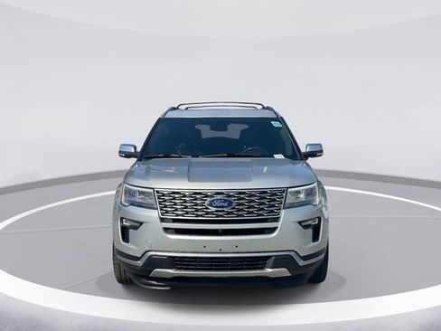 Certified 2018 Ford Explorer Platinum AWD/4WD image 2
