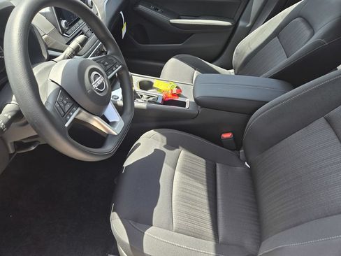 New 2026 Nissan Altima 2.5 SV FWD image 10