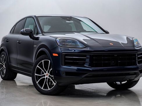 New 2026 Porsche Cayenne E-Hybrid Coupe image 8